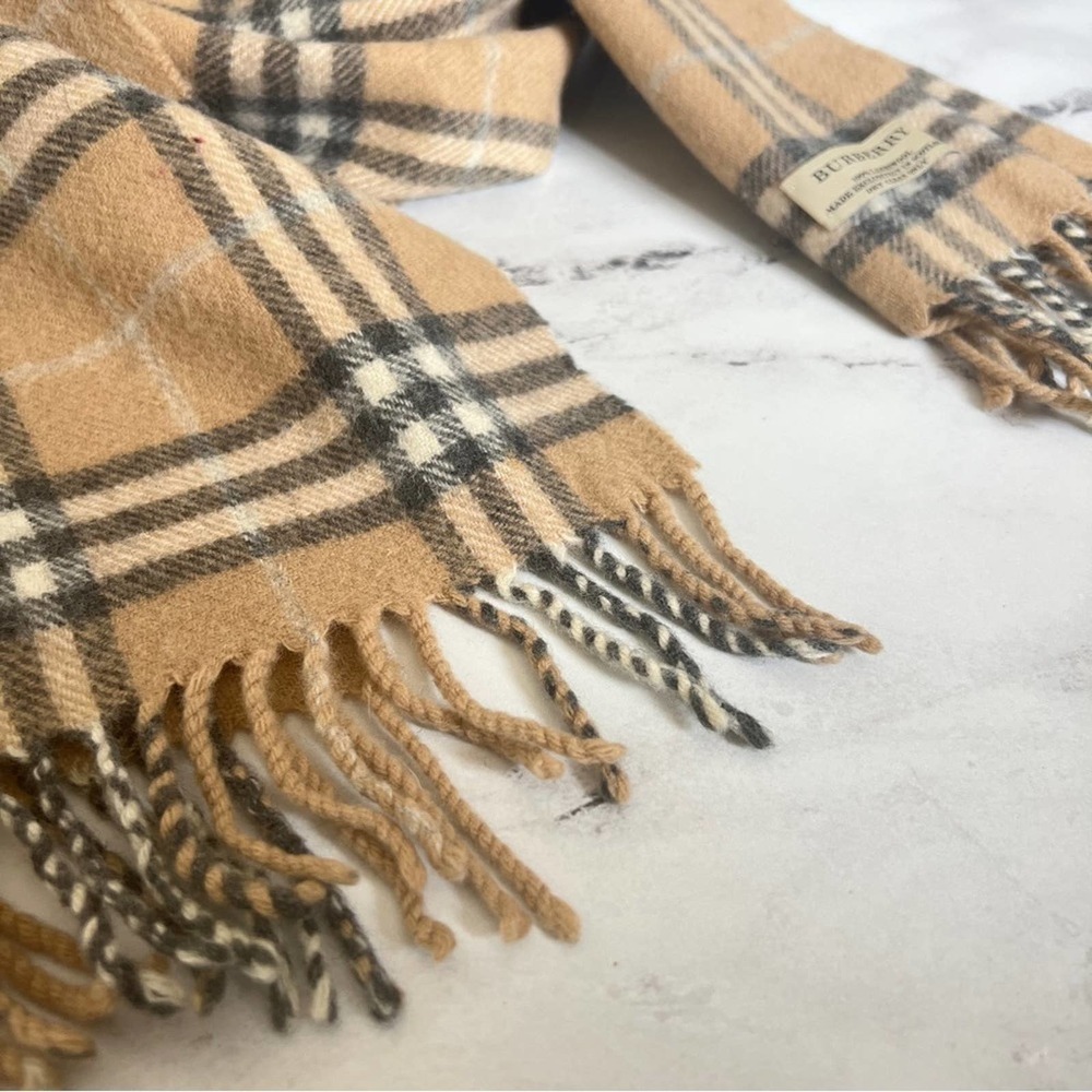 BURBERRY Lambswool Exploded Check Pattern Scarf - Picture 3 of 4